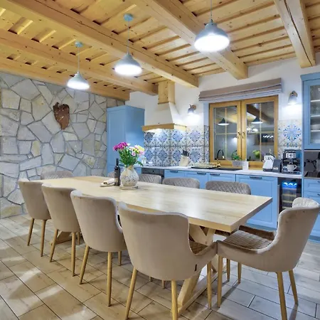 West - Chalet *
