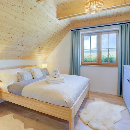 West - Chalet
