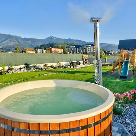 Chalet West - *